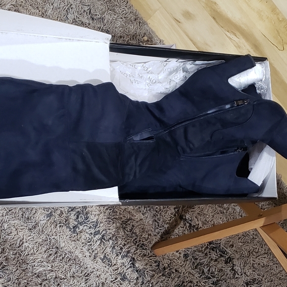 NWB suede over the knee boots . -  read discription - Picture 4 of 9